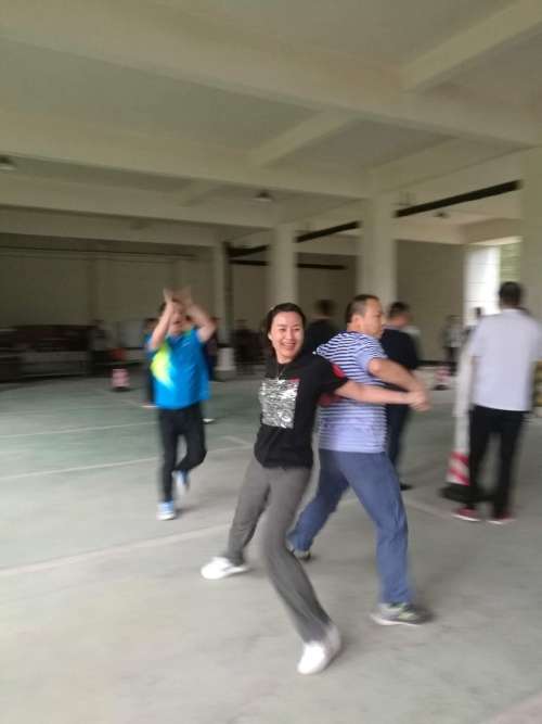 02.jpg